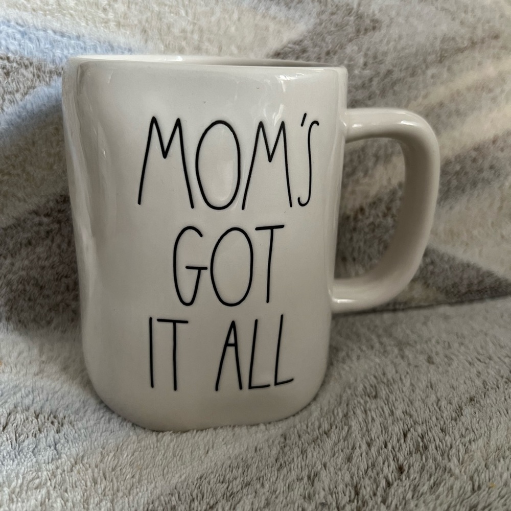 Rae Dunn Mug ☕️